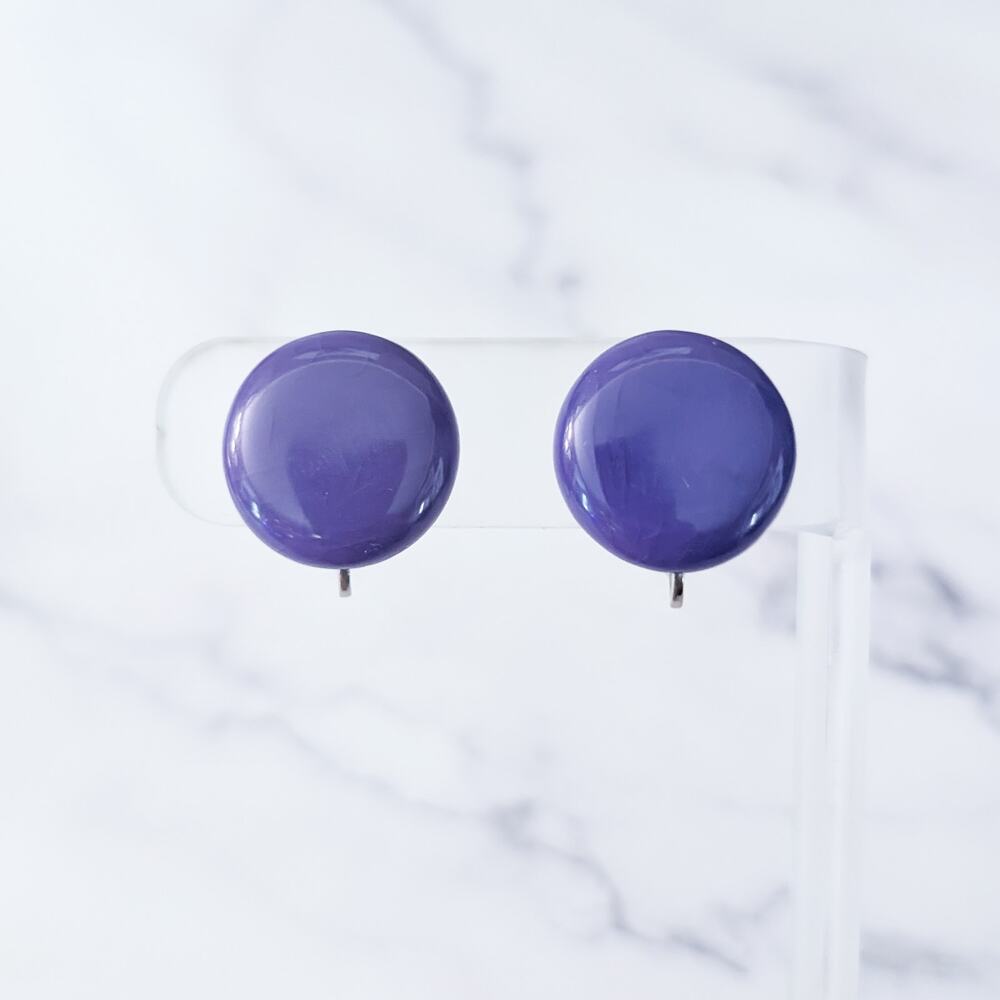 Vintage Clip On Earrings 0.75" Purple Retro Circle